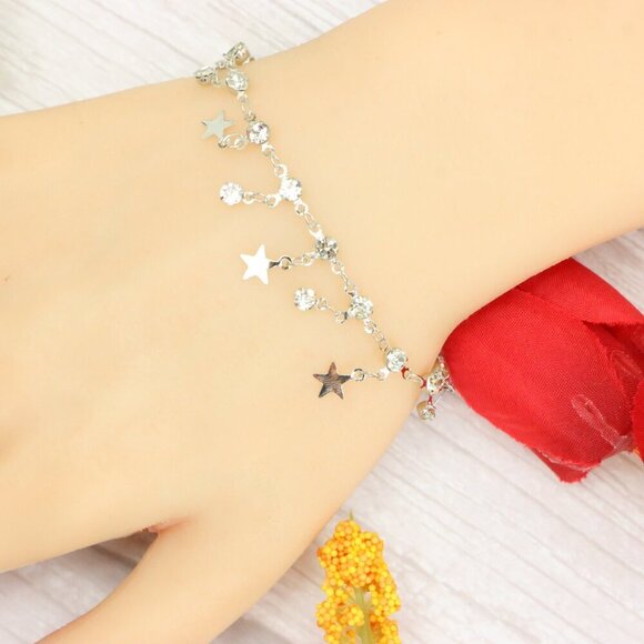 "Trendy Handmade Bracelet – A Thoughtful Gift for Girls & Women | UNVRC1314 - Picture 5 of 10